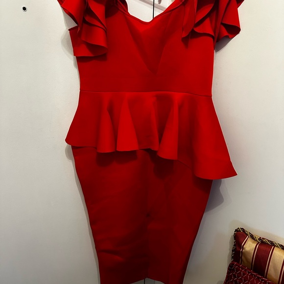 Beautiful plus size red dress - Picture 3 of 6